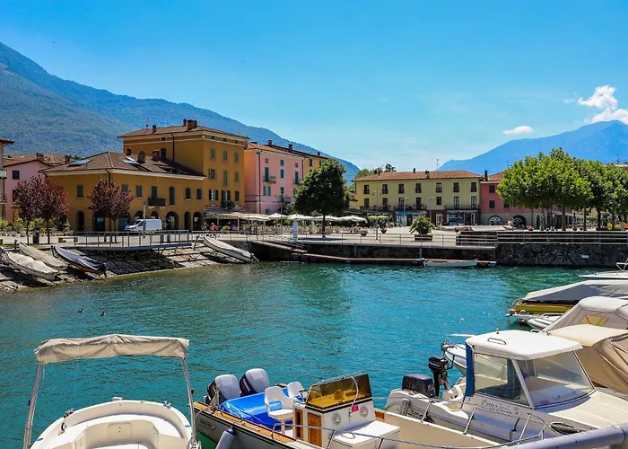 Rose Gialla Pastella Terrassen Og Lägenhet *