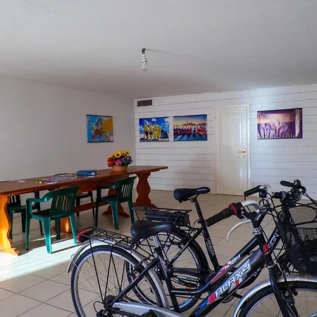 Rose Gialla Pastella Terrassen Og *