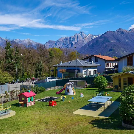 Rose Gialla Pastella Terrassen Og * Colico