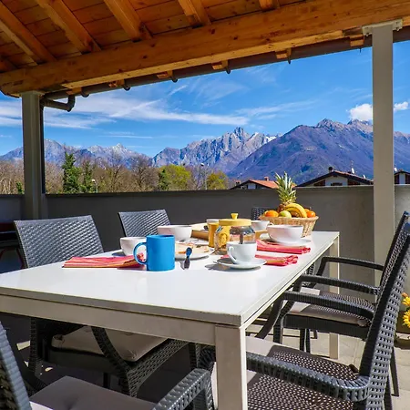 Rose Gialla Pastella Terrassen Og كوليكو