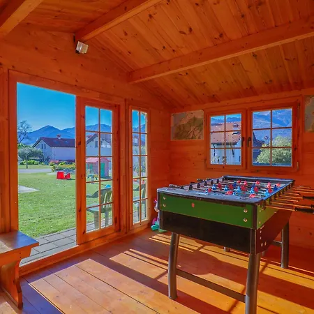 Rose Gialla Pastella Terrassen Og Apartment