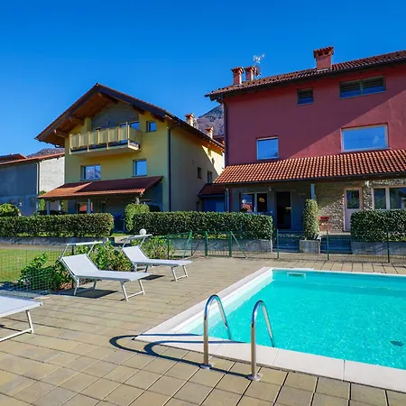 Apartment Rose Gialla Pastella Terrassen Og Colico
