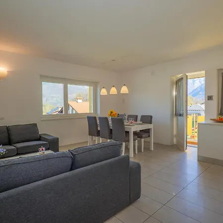 Apartment Rose Gialla Pastella Terrassen Og Colico